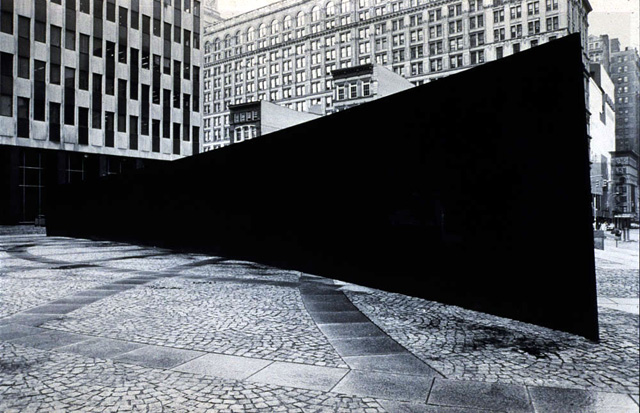 Richard Serra, Tilted Arc, 1981. 