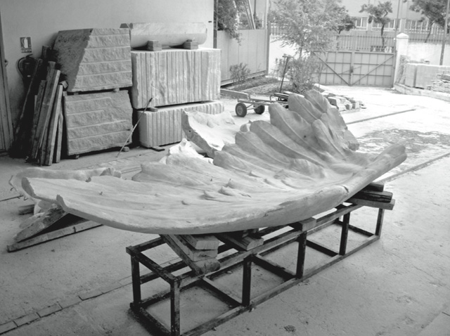 28.05.2013, 07:55, Calle Áncora (Photograph by Ícaro Maiterena).